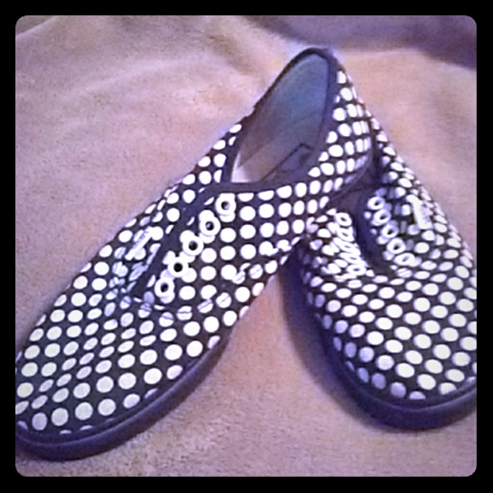 Custom design Vans "OFF THE WALL"